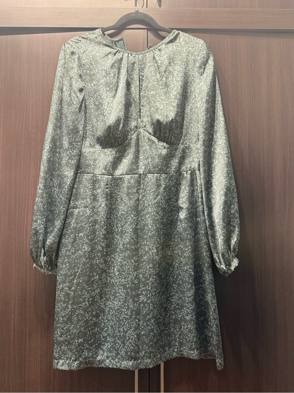 Gianni Bini Olive Green Long-Sleeve Printed Dress